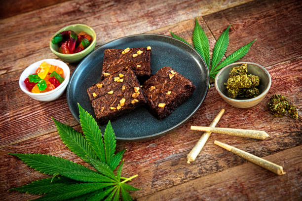 Ways To Consume Cannabis Flower, Concentrates & Edibles